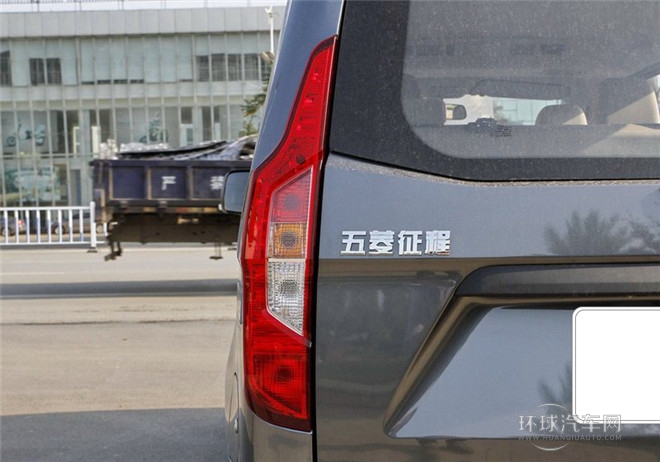 2015款 1.8L 舒適型