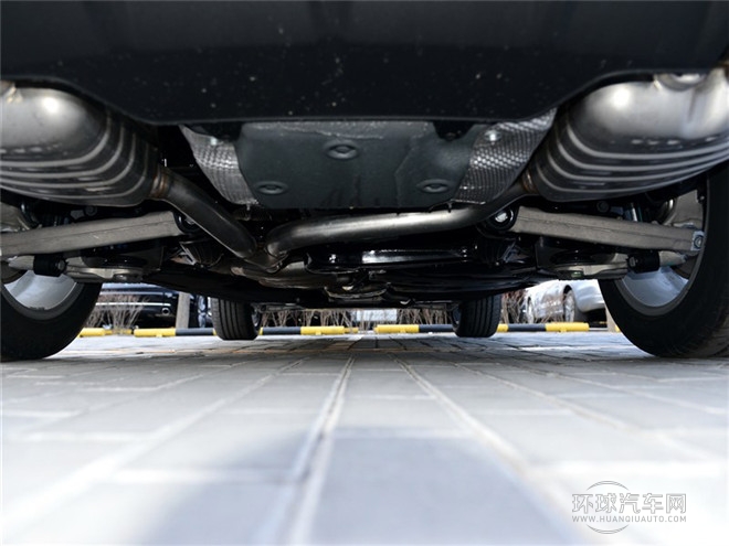 2015款 40 TFSI 舒適型