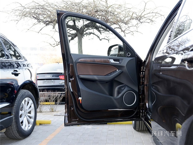 2015款 40 TFSI 舒適型