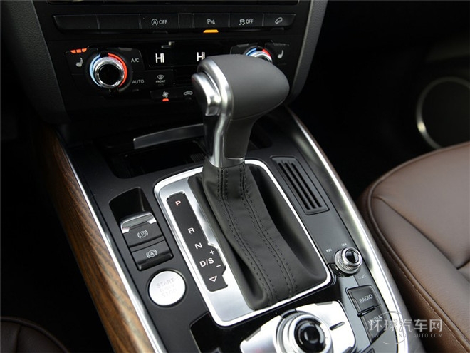 2015款 40 TFSI 舒適型