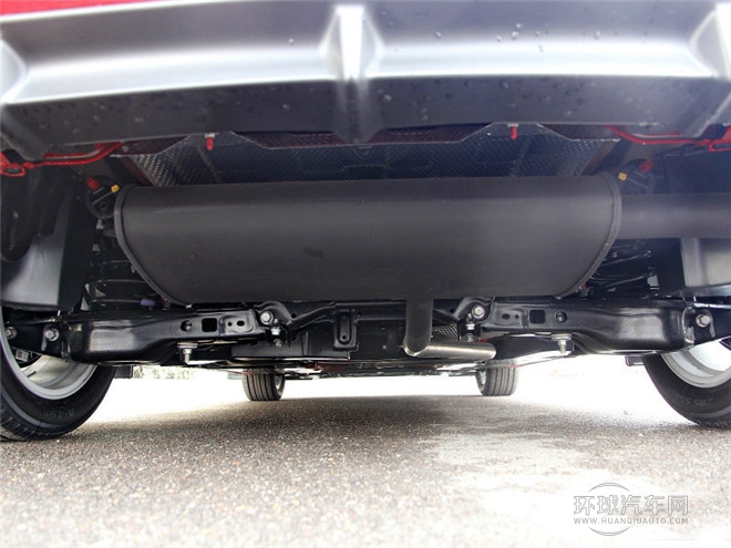 2014款 200h 1.8L 自動(dòng) 領(lǐng)先版（雙色）