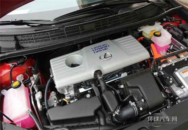 2014款 200h 1.8L 自動 領先版（雙色）