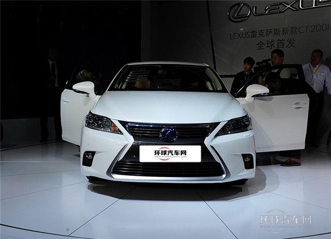 2014款 200h 1.8L 自動(dòng) 領(lǐng)先版（單色）