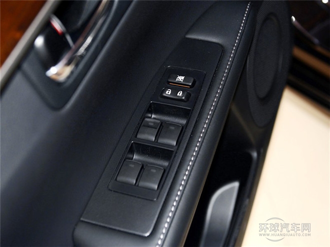 2014款 300h 豪華版