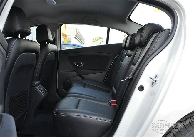 2015款 2.0L 豪華導航版