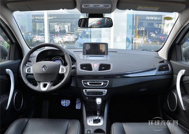 2015款 2.0L 豪華導(dǎo)航版