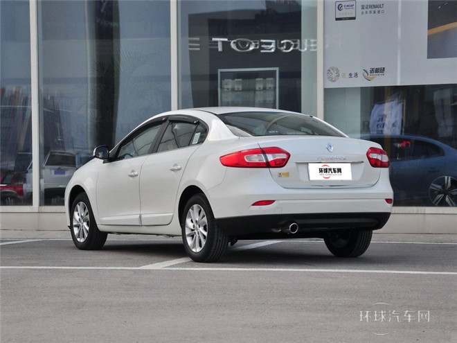 2015款 2.0L 豪華導(dǎo)航版