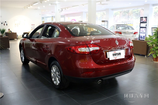 2015款 2.0L 標準版