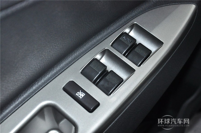 2014款 1.5L CVT豪華型