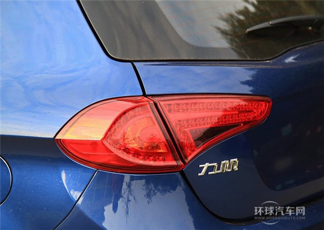 2014款 1.5L 手動(dòng)尊貴型