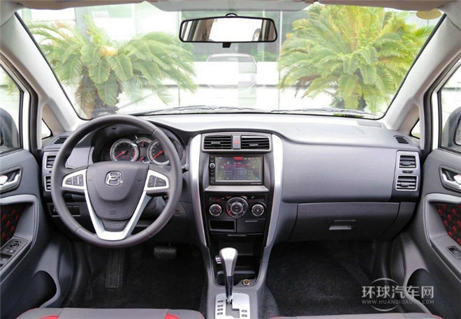 2014款 三廂 1.5L 自動(dòng)夢想型