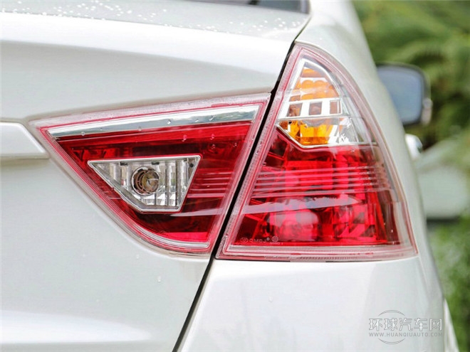 2014款 三廂 1.5L 自動夢想型