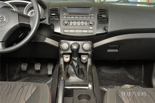2014款 探索版 2.0L 都市先鋒版