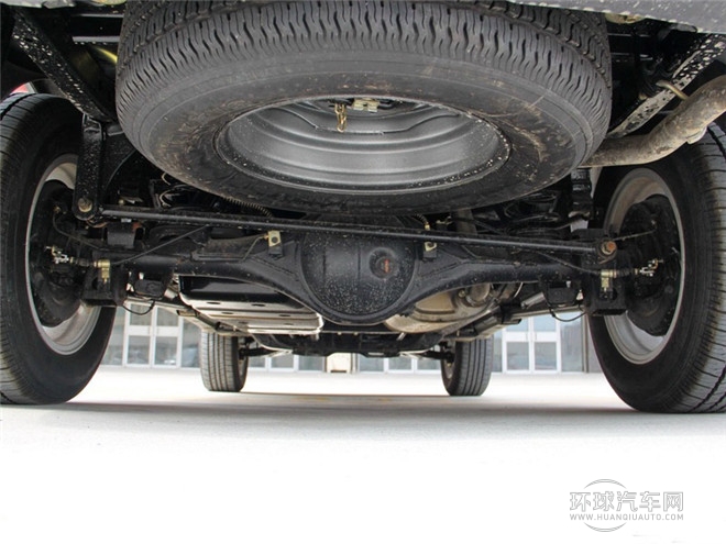 2014款 探索版 2.0T 柴油4X2超豪華型