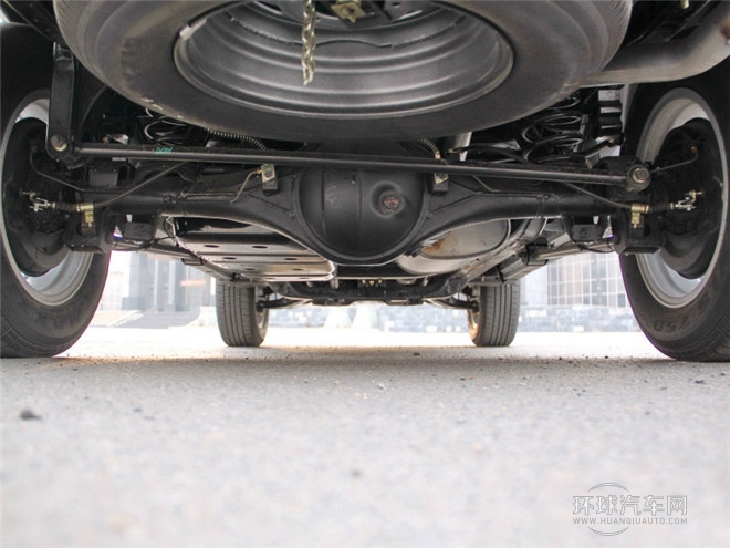 2014款 探索版 2.0T 柴油4X2豪華型