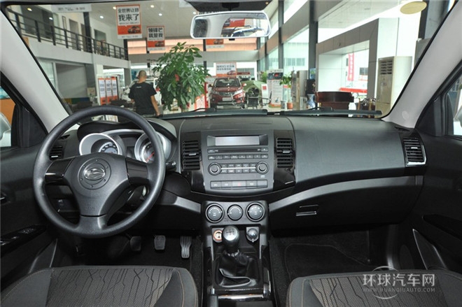 2014款 探索版 2.0T 柴油4X4超豪華型