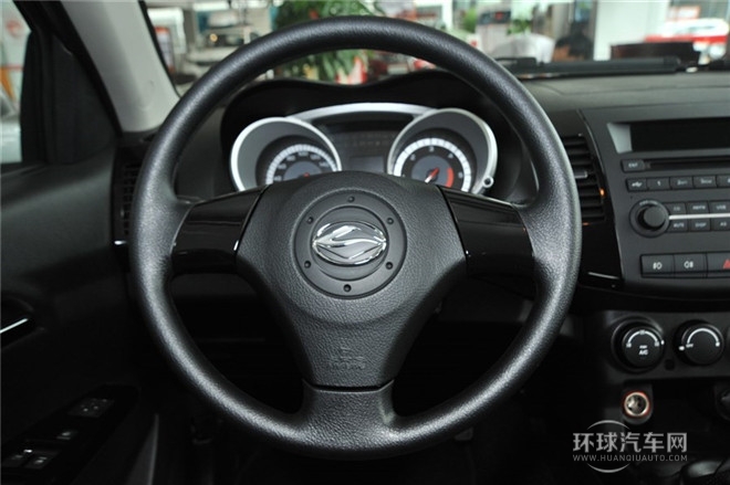 2014款 探索版 2.0T 柴油4X4超豪華型