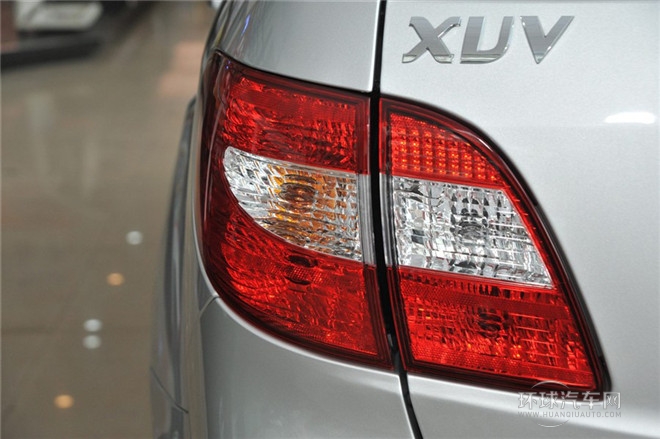 2014款 探索版 2.0T 柴油4X4超豪華型