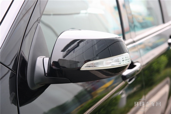 2014款 探索版 2.4L 汽油4X4豪華型