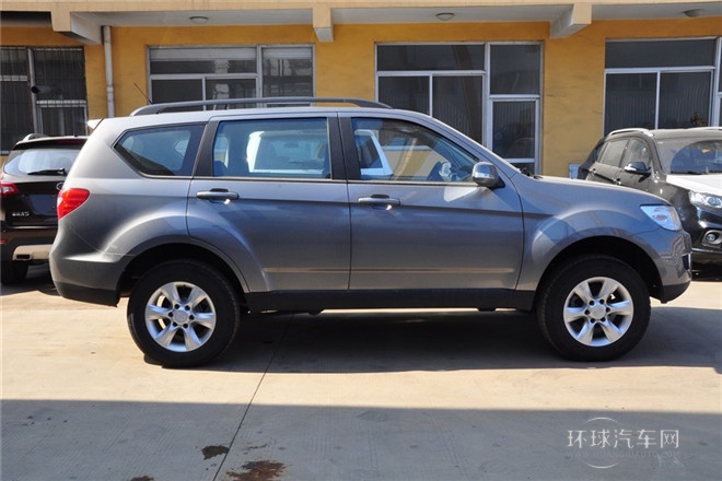 2014款 探索版 2.4L 汽油4X4豪華型