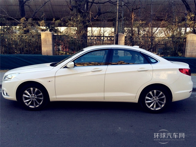 2015款 1.5L 手動舒適超值導航版