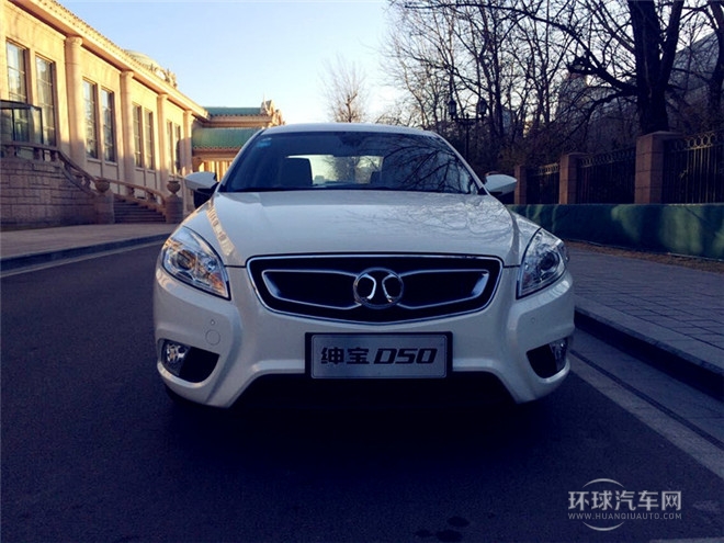 2015款 1.5L 手動舒適超值導航版