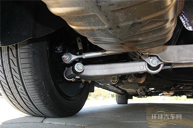 2015款 1.8T 自動精英型