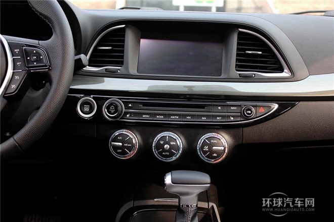 2015款 1.8T 自動舒適型