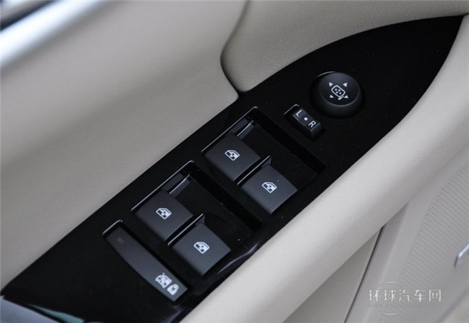 2015款 28T 精英型