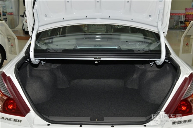 2015款 1.6L 手動樂購版