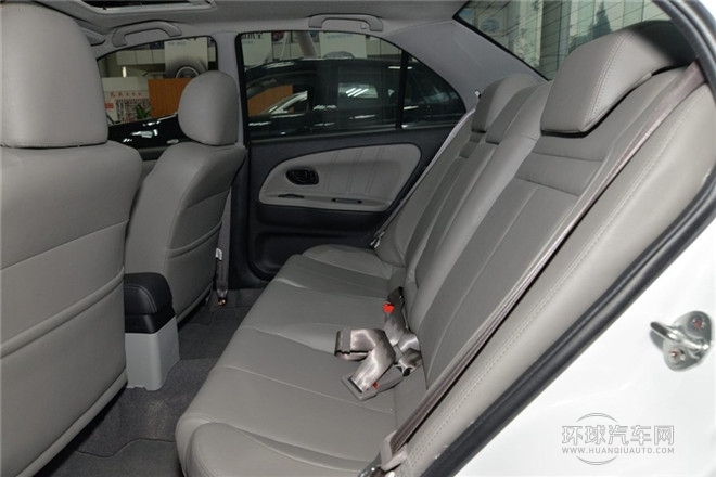 2015款 1.6L 手動樂購版