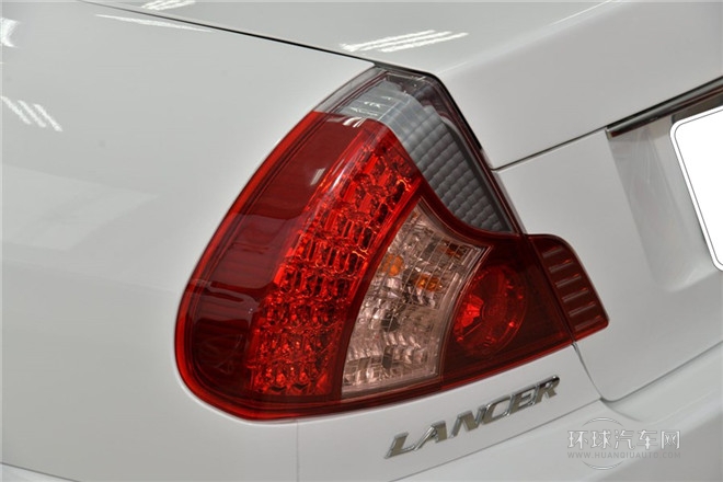 2015款 1.6L 手動(dòng)樂購版