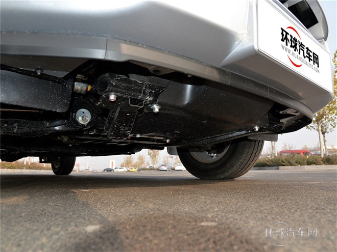 2015款 2.5T兩驅(qū) 手動豪華型