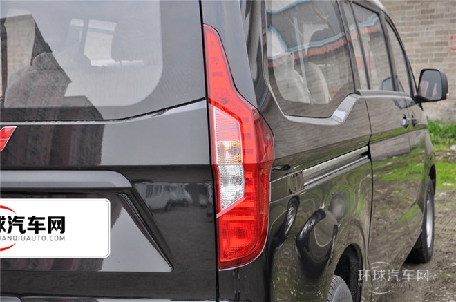 2015款 1.5L 舒適型