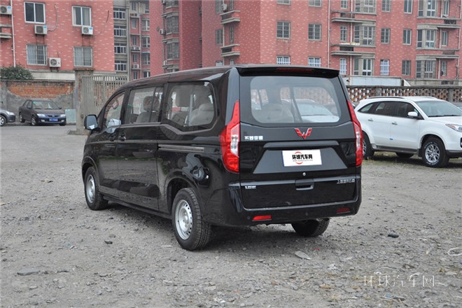 2015款 1.5L 舒適型