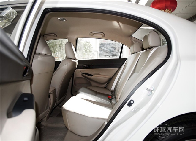 2015款 1.8L EXI 自動