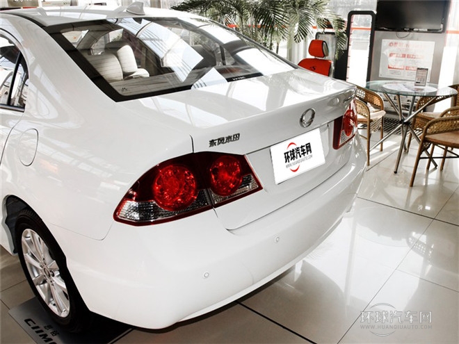 2015款 1.8L EXI 自動