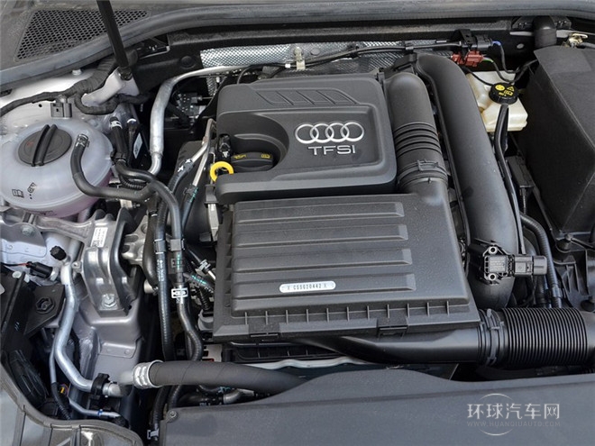 2015款 Limousine 40 TFSI 自動豪華型