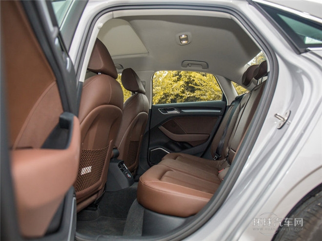 2015款 Limousine 40 TFSI 自動豪華型