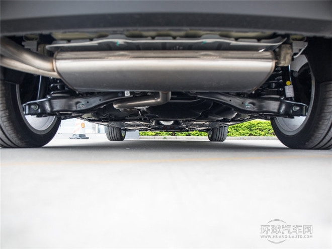 2015款 Limousine 40 TFSI 自動(dòng)舒適型