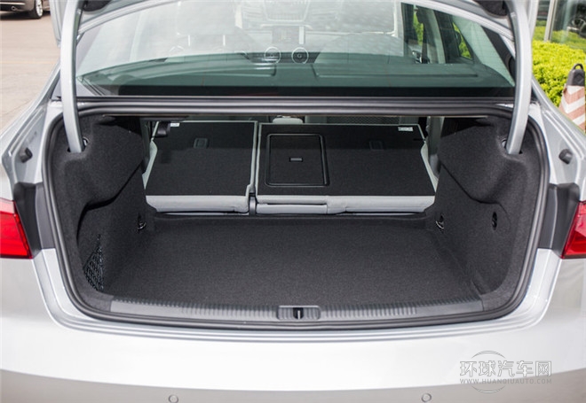 2015款 Limousine 40 TFSI 自動(dòng)舒適型