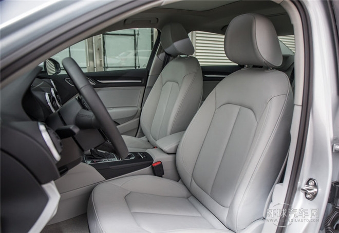 2015款 Limousine 40 TFSI 自動舒適型