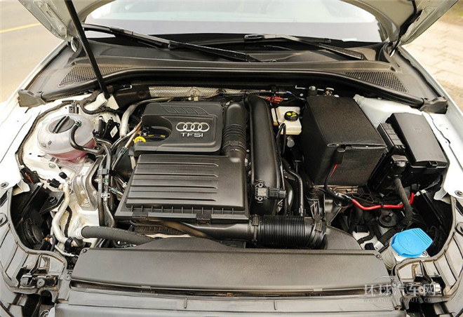 2015款 Sportback 40 TFSI 自動(dòng)豪華型