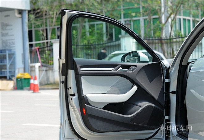 2015款 Sportback 40 TFSI 自動豪華型