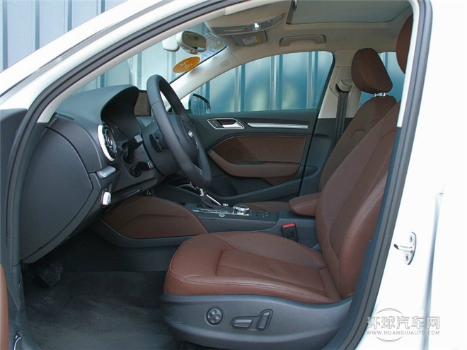 2015款 Sportback 40 TFSI 自動豪華型