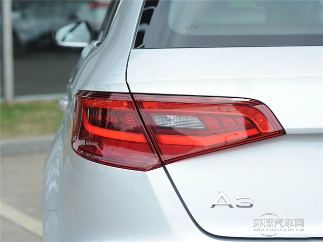 2015款 Sportback 40 TFSI 自動豪華型