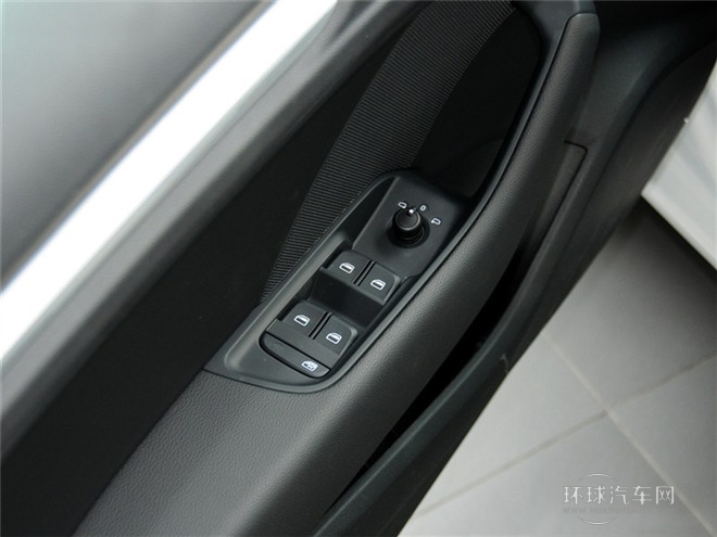 2015款 Sportback 40 TFSI 自動舒適型