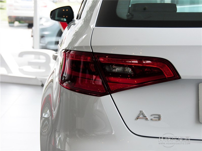 2015款 Sportback 40 TFSI 自動舒適型
