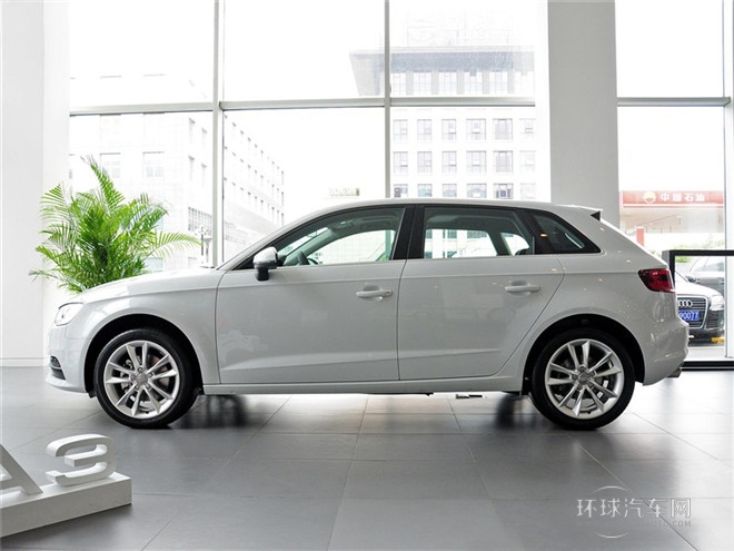 2015款 Sportback 40 TFSI 自動(dòng)舒適型