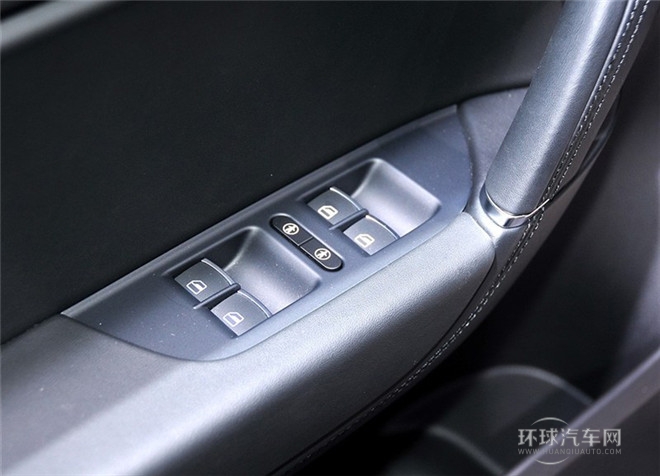 2015款 3.0TSI V6 耀銳限量版